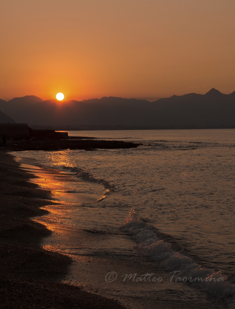 Tramonto sul mare